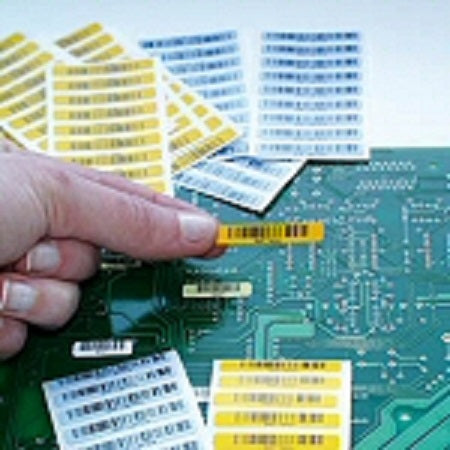 Brady BPT-14-652-2.5 High Temperature Polyimide Labels 16.51mm x 5.08mm